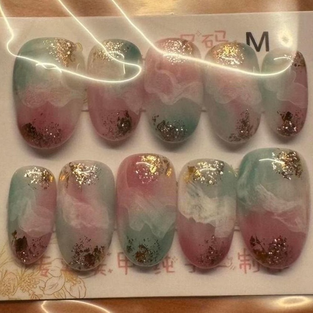 "Cotton Cloud" Press-On Nail Set –‎ Pastel Marble, Gold Foil & Glitter Glow